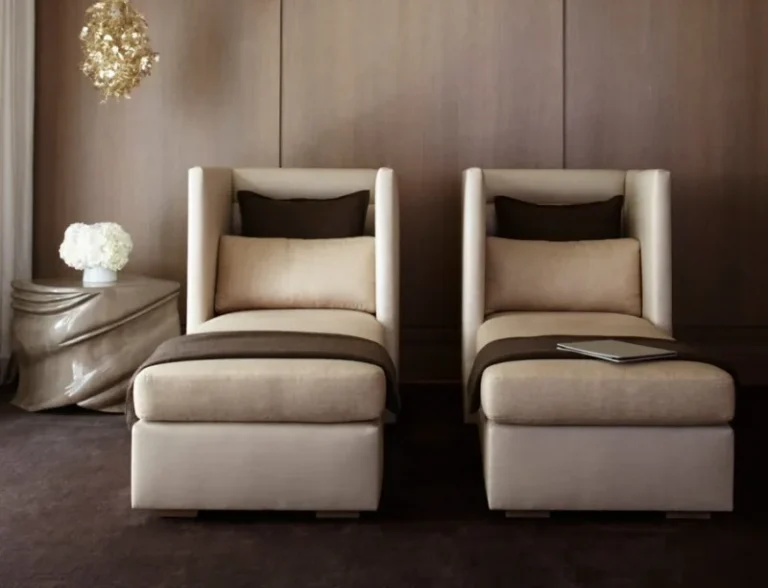 Bel-Air-spa-relaxation-room-loungers-square-904x904