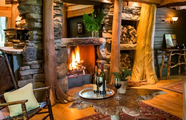 winvian-farm-hotel-connecticut-usa-fireplace-two-wine